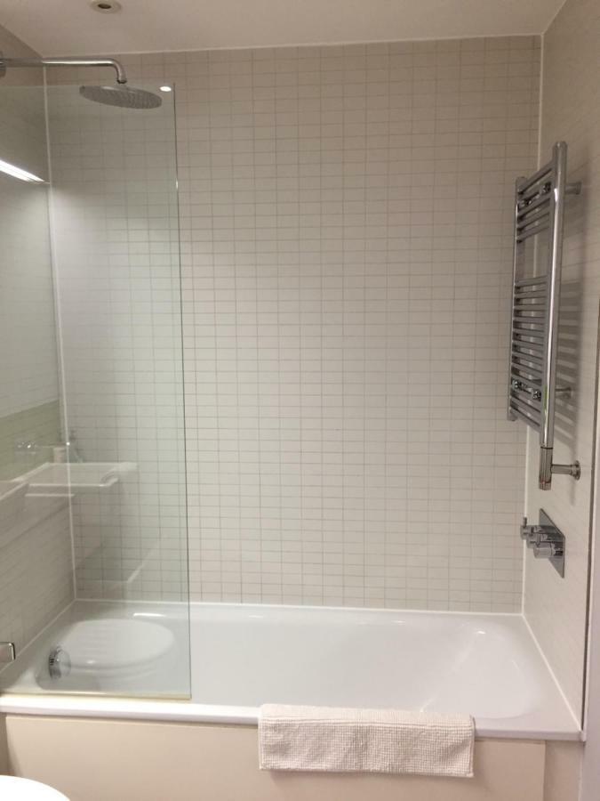 Highcross Deluxe Apartment Лестер Екстер'єр фото